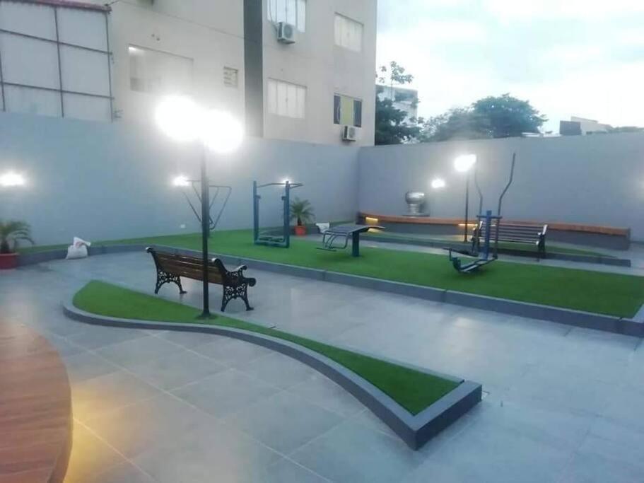 Ferienwohnung Departamentoo Nuevo Amoblado Cerca A Uagrm, Con Excelente Vista Santa Cruz de La Sierra Exterior foto
